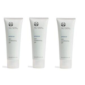 3 tubes of NUSKIN Enhancer Skin Conditioning Gel + 1 towel